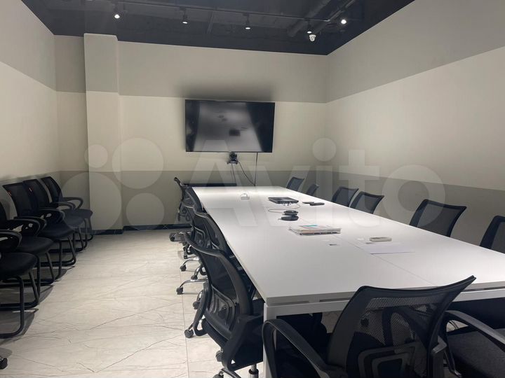 Офис с арендатором, 600 м²