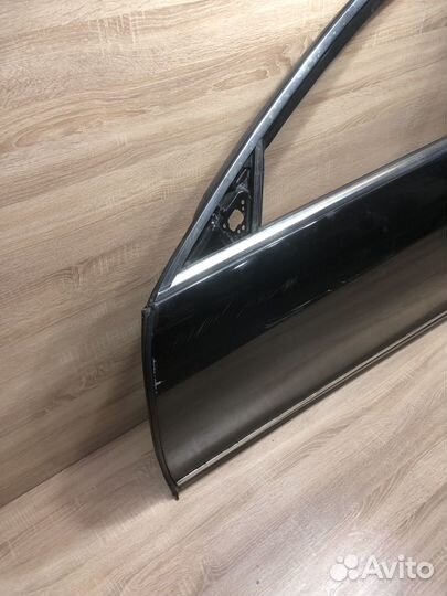 Дверь передняя левая мерседес W221