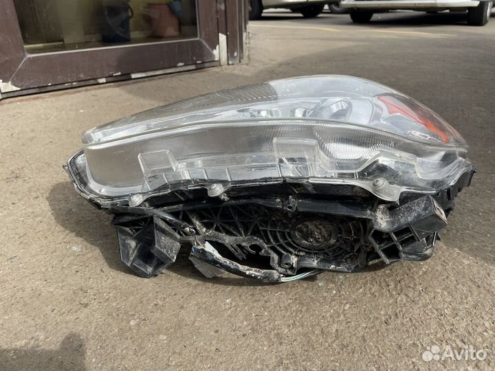 Фара левая mitsubishi asx 2010-2020 8301B587