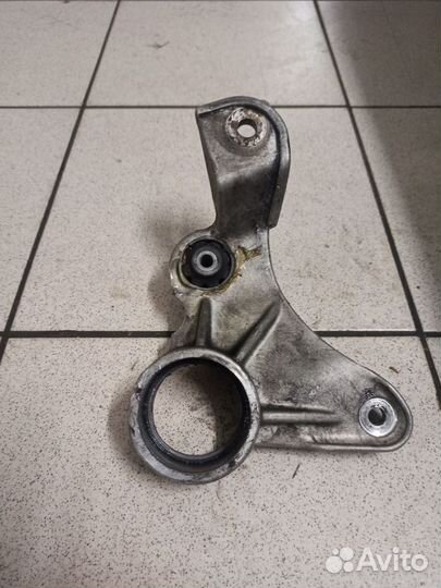 Опора вала вариатора Arctic Cat M1100