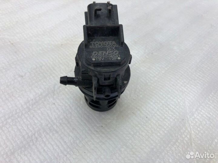 Моторчик омывателя лобового Toyota Camry V50/V55