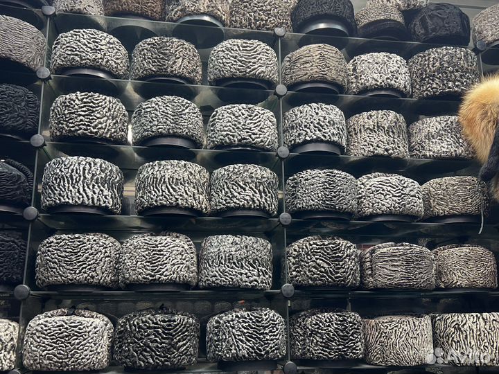 Каракулевые ушанки папахи