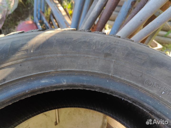 Kumho I'Zen KW22 195/65 R15 91T