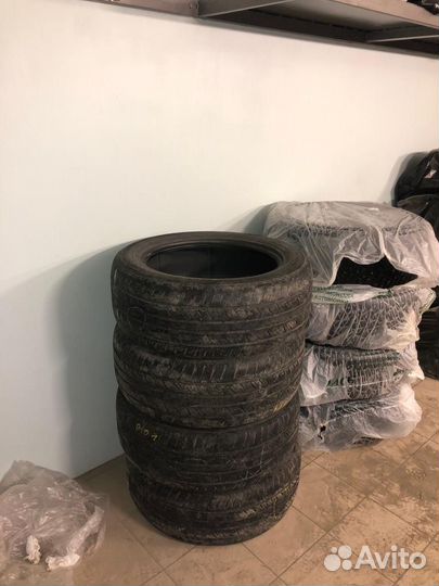 Dunlop Grandtrek AT1 285/50 R20