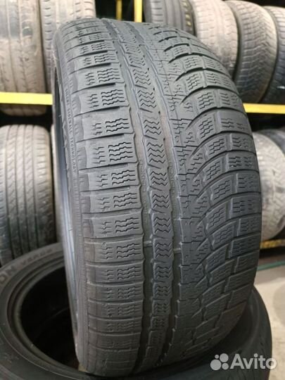 Nokian Tyres WR A4 245/45 R19 102V