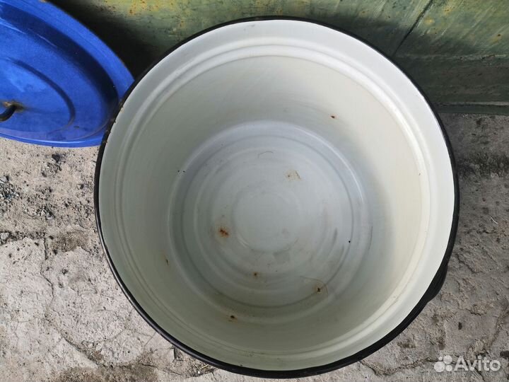 Эмалированные кастрюли баки на 20 и 50 л СССР