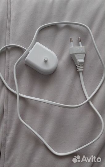 Электрическая зубная щетка philips sonicare