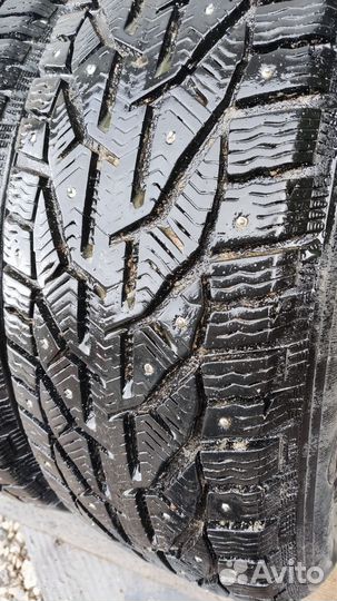 Tigar SUV Ice 215/60 R17