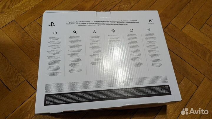 Коробка Sony PS4 Pro