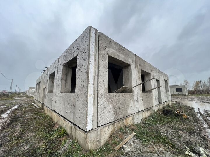 2-к. квартира, 49 м², 1/2 эт.