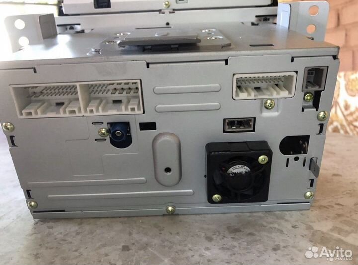 Штатное головное устройство Hyundai Santa-Fe