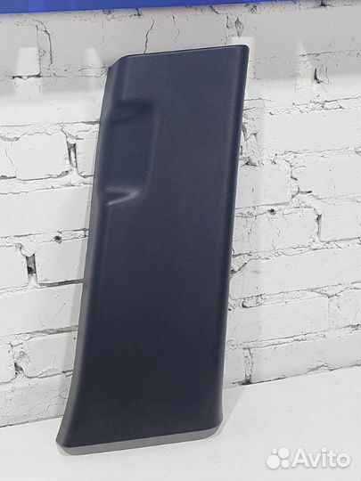 Внутренняя панель стойки B правая Land Rover Range