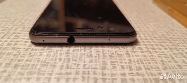 HUAWEI P10 Lite, 3/32 ГБ