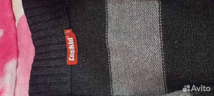 Кардиган р.140, можно и мальчику, и девочке