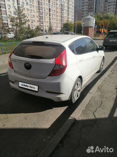 Hyundai Solaris 1.6 МТ, 2016, битый, 253 572 км