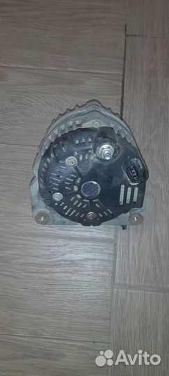 Генератор Nissan 23100-ED00B