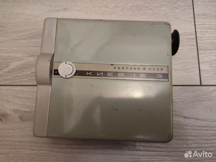 Кинокамера Киев 16 Э на запчасти или в ремонт