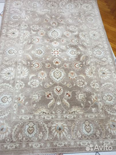 Ковер из натуральной шерсти