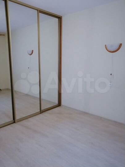 2-к. квартира, 56,4 м², 1/12 эт.