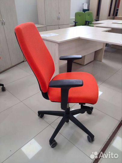 Компьютерное кресло, кресло офисное, кресло