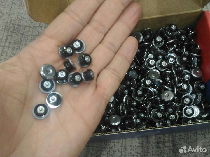 Дошипун с магнитном внутри, ремонтные шипы Тэком