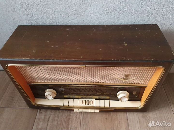 Радиола Gründig 4097