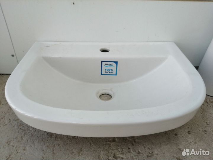 Раковина с подиумом