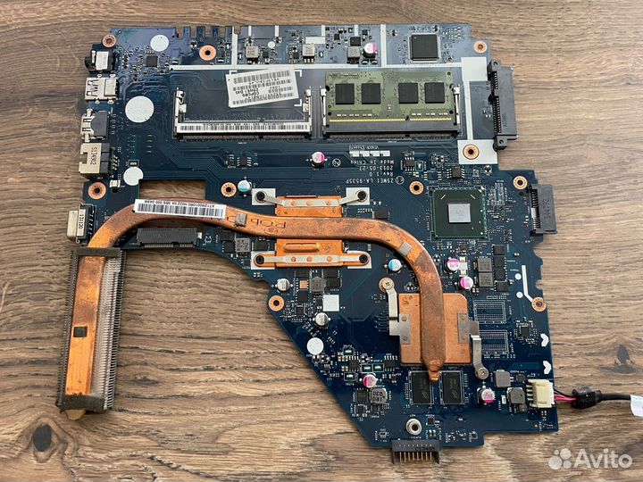 Материнская плата от ноутбука