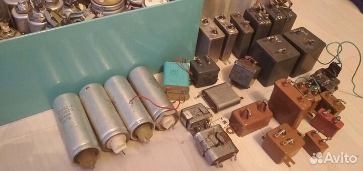 Конденсаторы разные