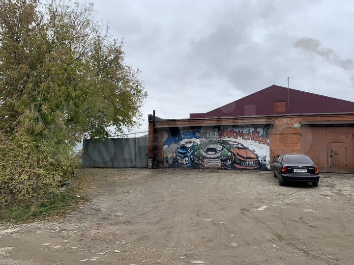 Гараж, > 30 м²