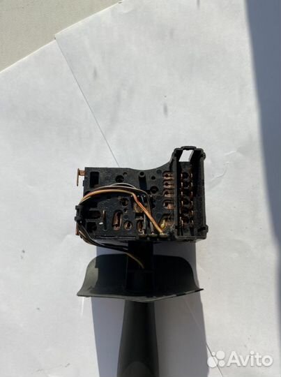 Renault sandero 1 подрулевой переключатель света