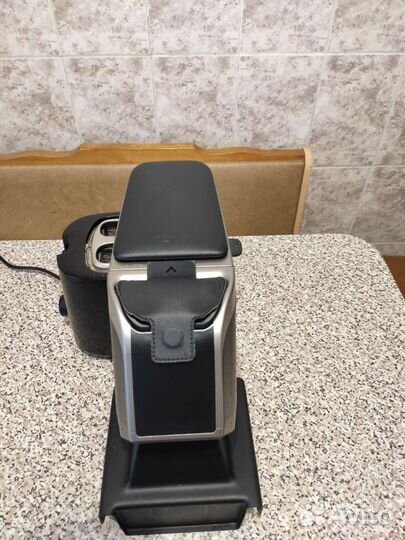 Подлокотник Armster V00420 для Skoda Octavia a7