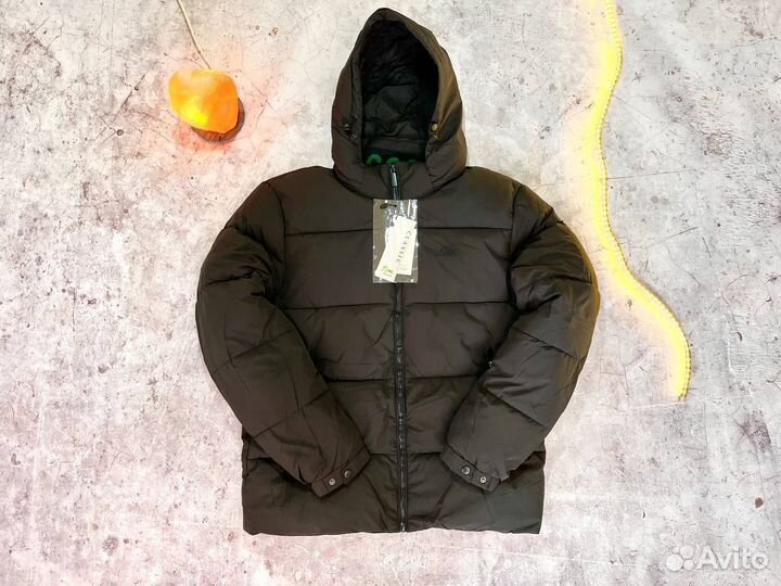 Зимние куртки Lacoste