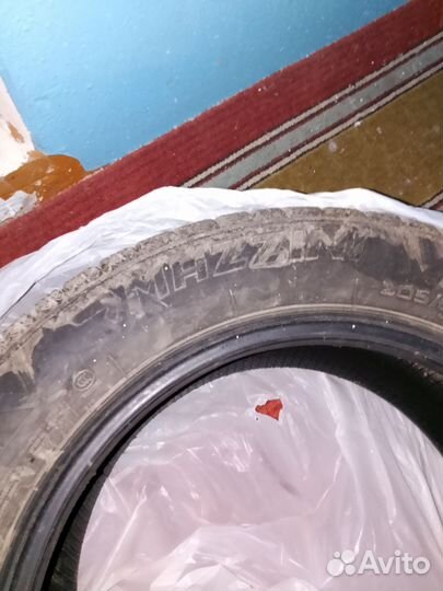 Mazzini Ice Leopard 205/60 R16 96