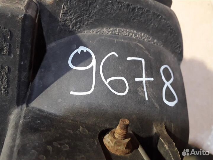 Птф правая Toyota Land Cruiser 200 2007-2012