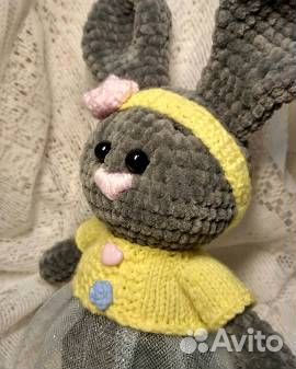 Зефирная зайка вязаная