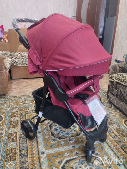 Прогулочная коляска в коробке новая