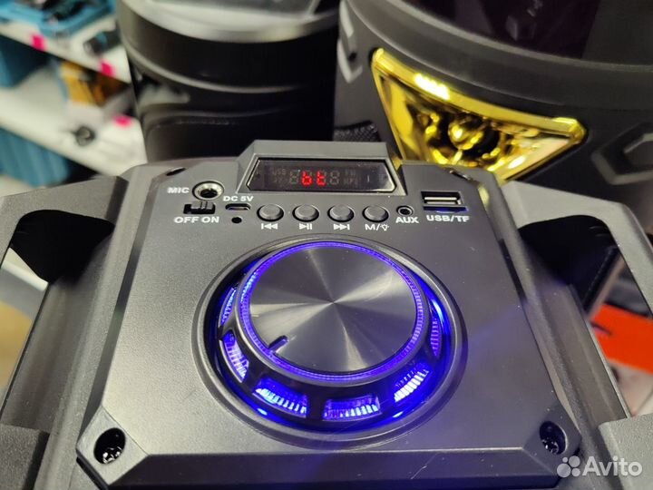 Портативная блютуз колонка мощная