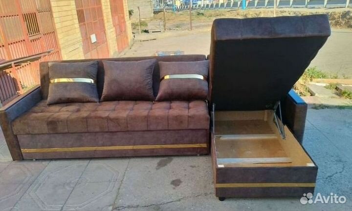 Угловой диван в наличии не б/у