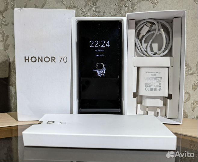 HONOR 70, 8/128 ГБ