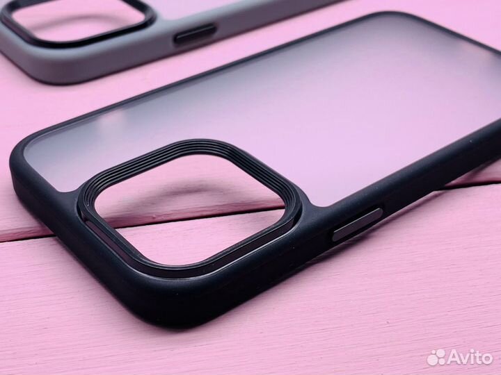 Чехол на iPhone 13