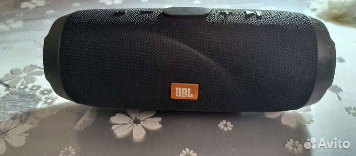 Колонка JBL Charge 3