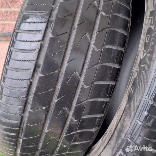 Toyo Tranpath MPZ 215/55 R17 94V