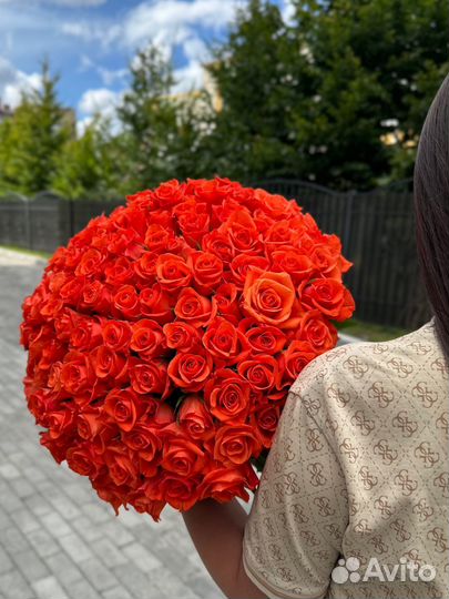 Шикарные морковные розы,Доставка цветов
