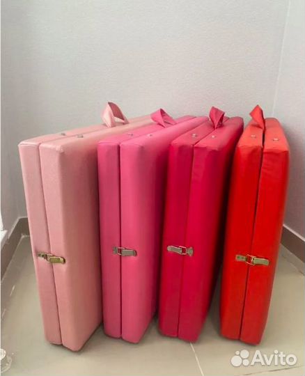 Массажный стол и Кушетка