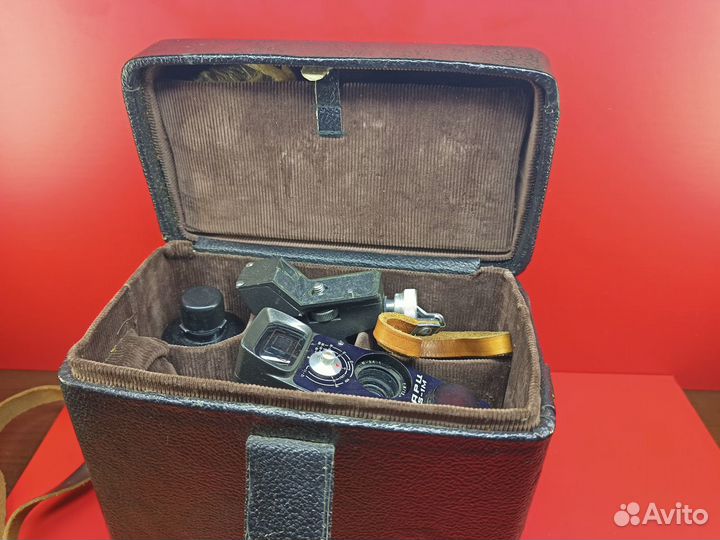 Кинокамера Кварц и монтажный столик Селена