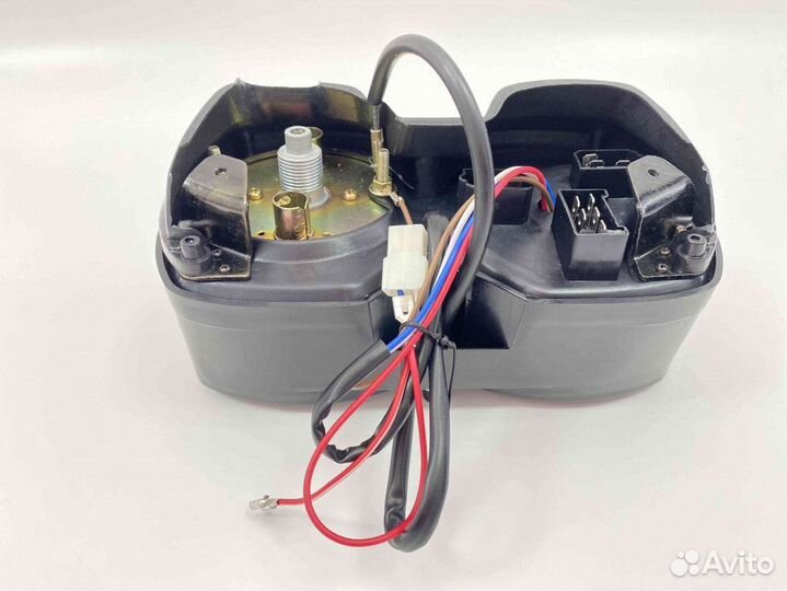 Щиток приборов иж в сборе (0204238600003)