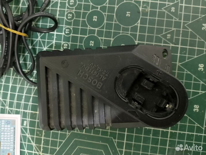 Зарядное устройство для шуруповерта bosch