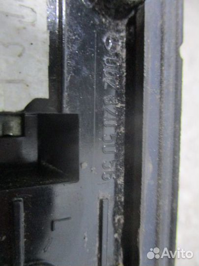 Габаритный фонарь левый Mercedes-Benz A0028205056