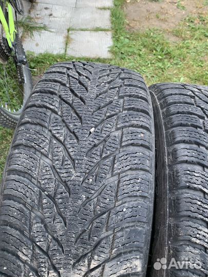 Nokian Tyres Hakkapeliitta R3 215/55 R17